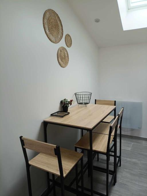 La Petite Falaise, Maison Avec Cour Dreux Centre 外观 照片
