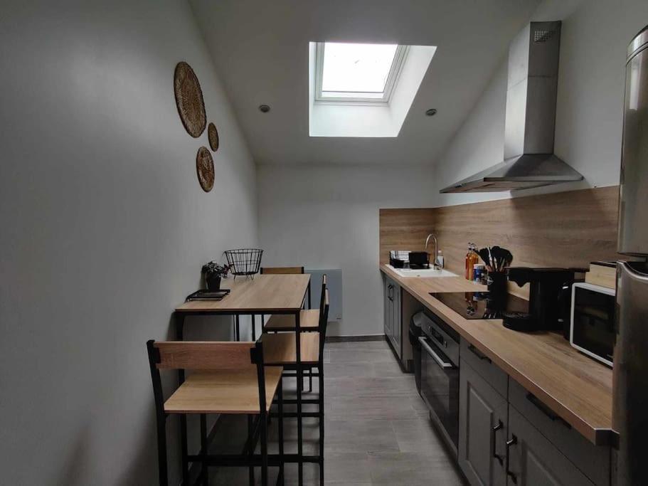 La Petite Falaise, Maison Avec Cour Dreux Centre 外观 照片